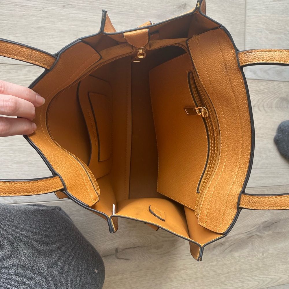 Vegan Leather Louenhide Bag with cross body option - Picture 8 of 14
